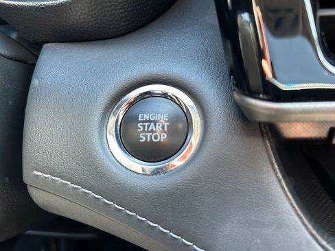 Used 2023 Toyota Highlander Limited image 26