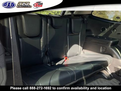 Used 2019 Subaru Ascent Limited AWD/4WD image 14