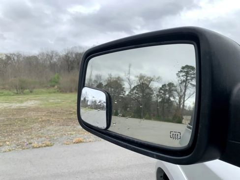 Used 2017 RAM 1500 Limited image 26