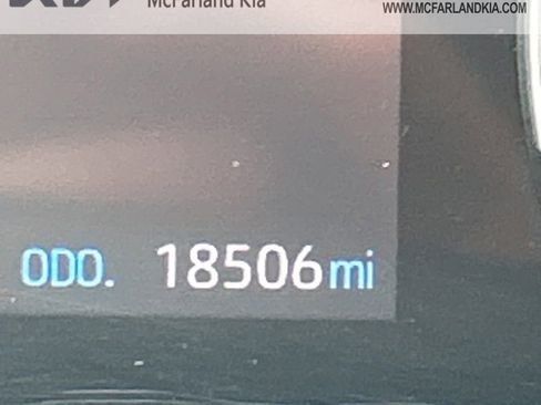 Used 2021 Toyota RAV4 LE image 22