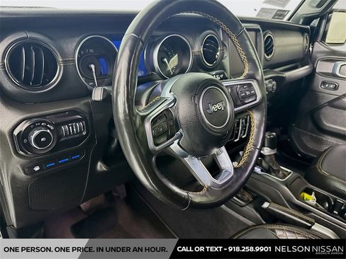 Used 2021 Jeep Wrangler Unlimited Sahara image 9