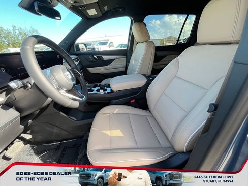 New 2026 Buick Enclave Preferred image 10