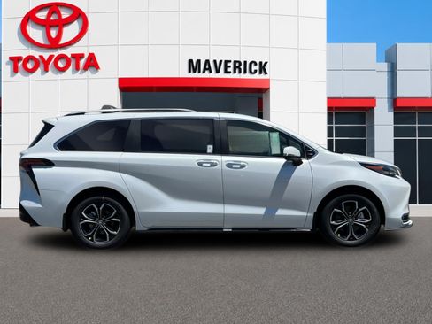 New 2026 Toyota Sienna Platinum AWD/4WD image 6