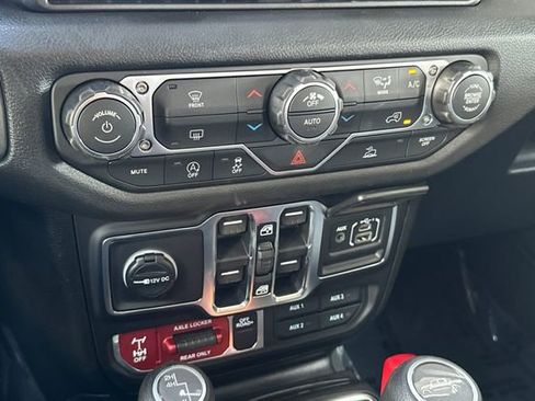 New 2026 Jeep Gladiator Willys image 18