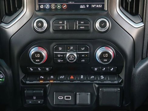 Used 2019 GMC Sierra 1500 AT4 w/ AT4 Premium Package image 16