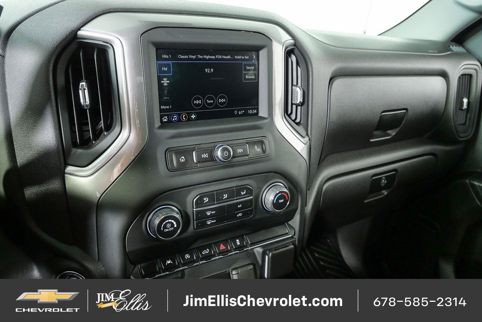 Used 2024 Chevrolet Silverado 1500 Custom w/ Turbomax Blackout Package AWD/4WD image 11