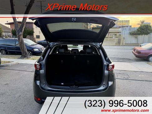 Used 2017 MAZDA CX-5 Touring image 12