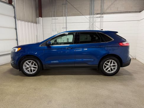 Certified 2024 Ford Edge SEL AWD/4WD image 6