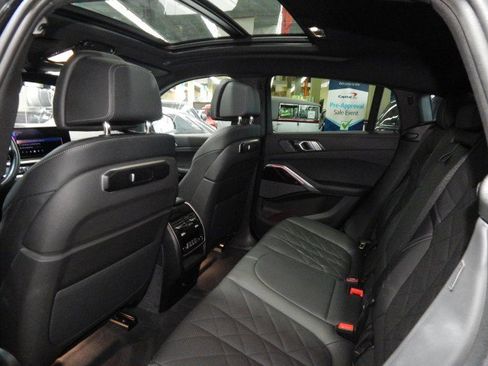 Used 2025 BMW X6 xDrive40i image 34