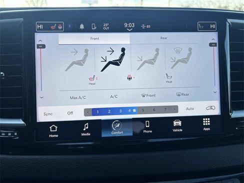 Used 2024 Chrysler Pacifica Touring-L image 30