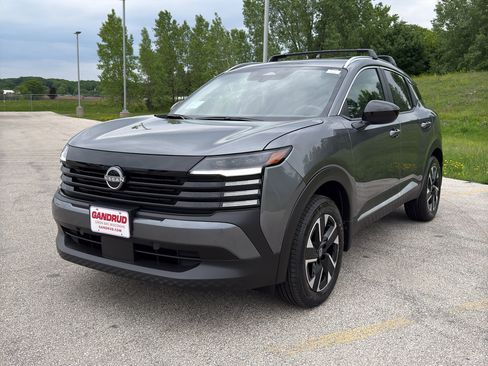 New 2026 Nissan Kicks SV AWD/4WD image 2