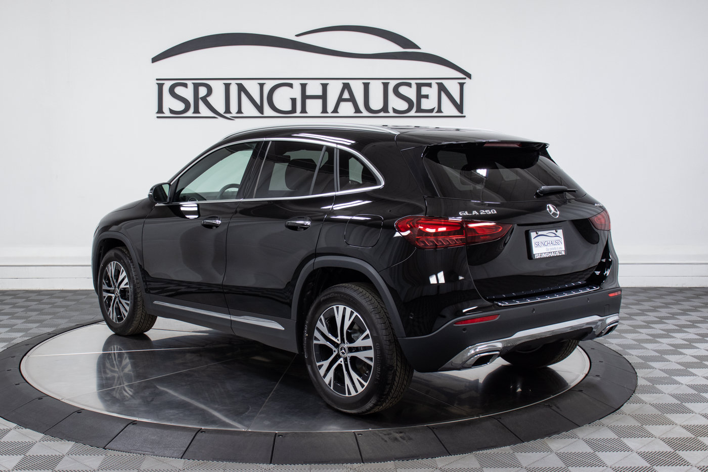 Used 2025 Mercedes-Benz GLA 250 4MATIC image 7