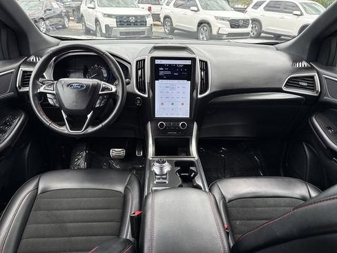 Used 2024 Ford Edge ST-Line image 19