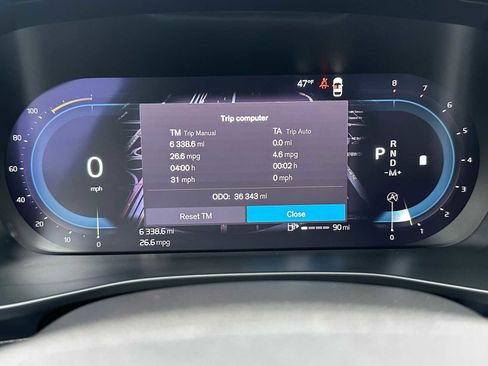 Certified 2023 Volvo XC40 B5 Plus w/ Protection Package Premier image 25