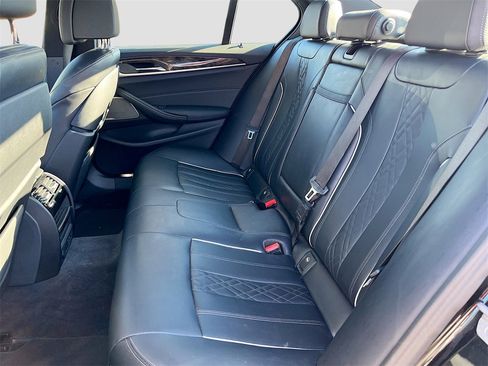 Used 2023 BMW 540i w/ M Sport Package image 26