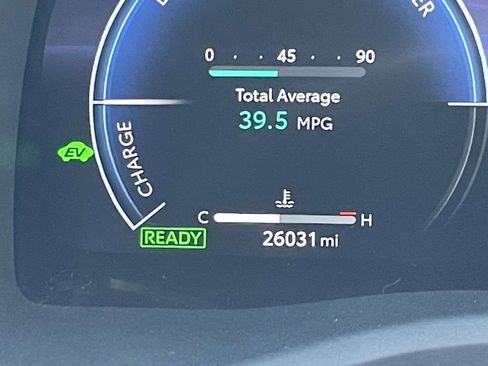 Used 2025 Toyota Camry XSE FWD image 26