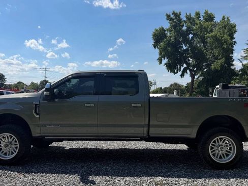 Used 2020 Ford F250 Platinum AWD/4WD image 4