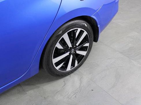 Certified 2022 Nissan Versa SR image 13