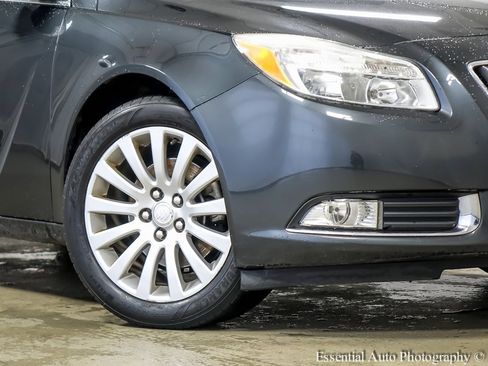 Used 2013 Buick Regal Premium image 4