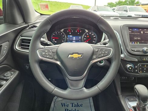 Used 2022 Chevrolet Equinox LT AWD/4WD image 19