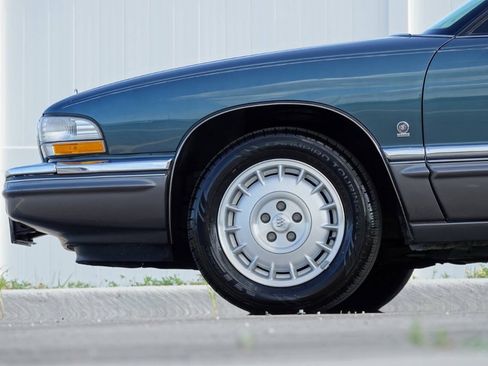 Used 1993 Buick Park Avenue Ultra FWD image 15