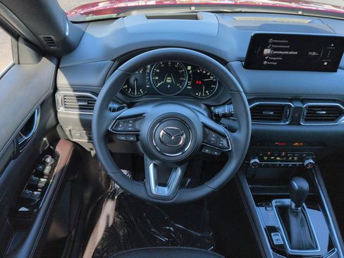 New 2025 MAZDA CX-5 Signature image 16