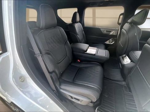 New 2026 INFINITI QX80 Autograph image 27