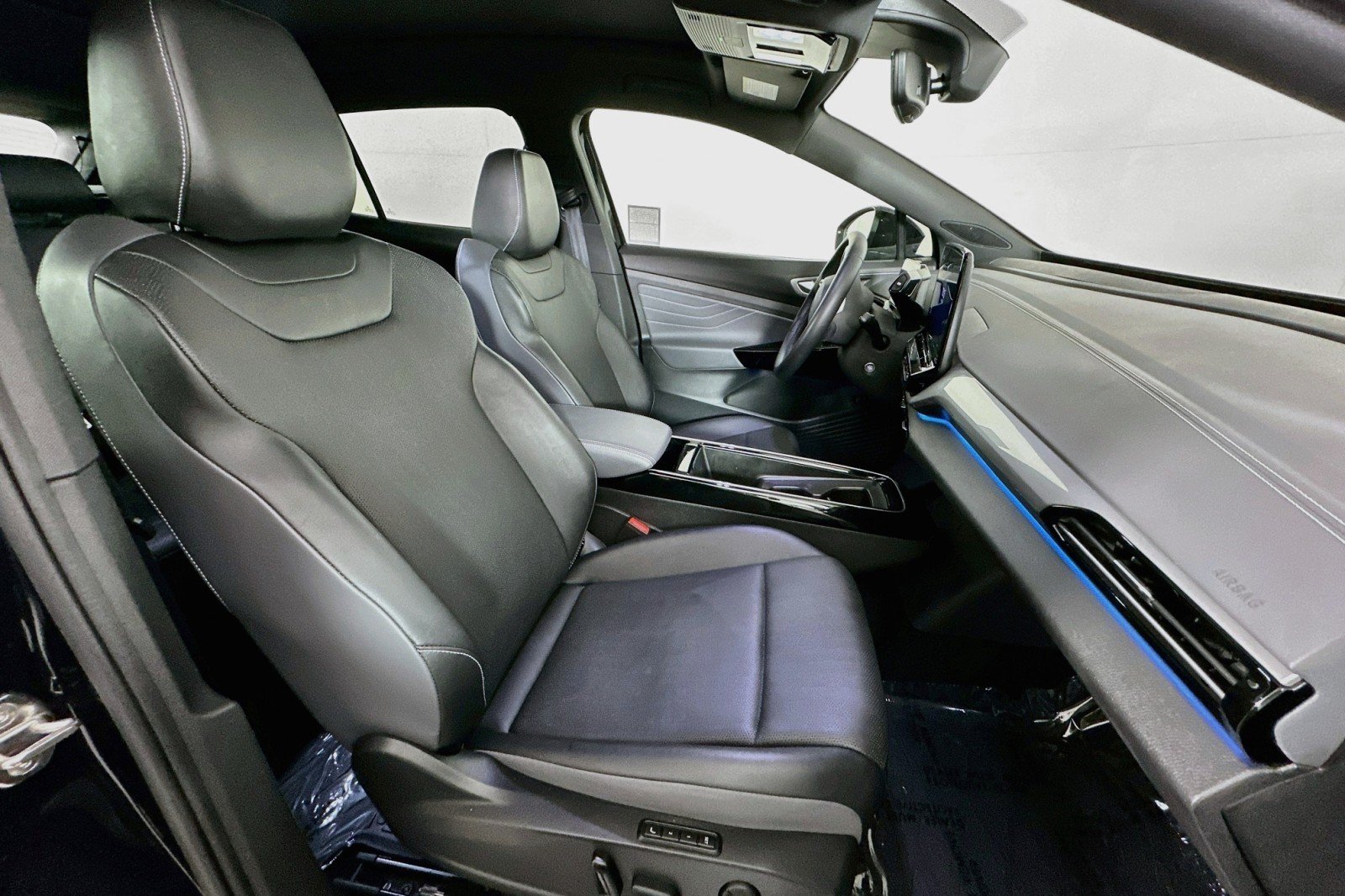 Used 2023 Volkswagen ID.4 Pro RWD image 8