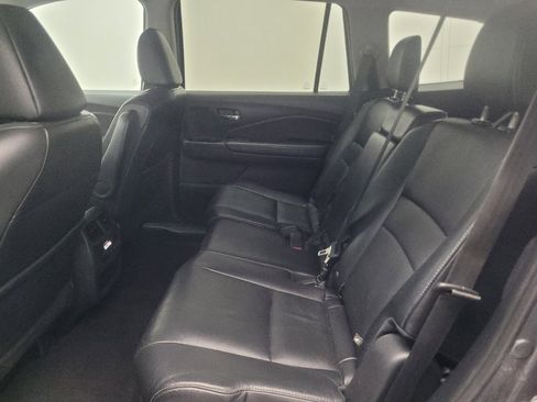 Used 2018 Honda Pilot EX-L image 18