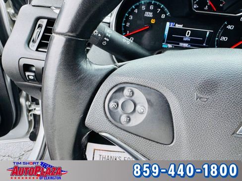 Used 2017 Chevrolet Impala LT image 29