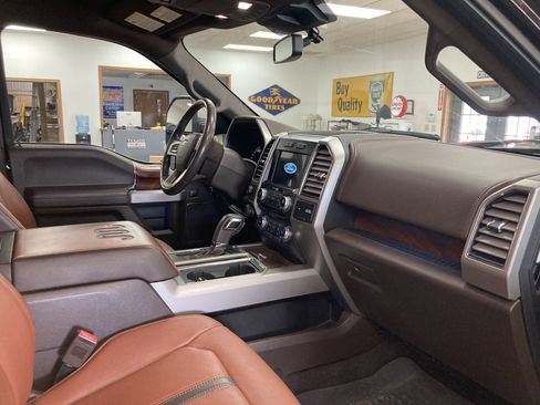 Used 2018 Ford F150 King Ranch w/ Equipment Group 601A Luxury image 26