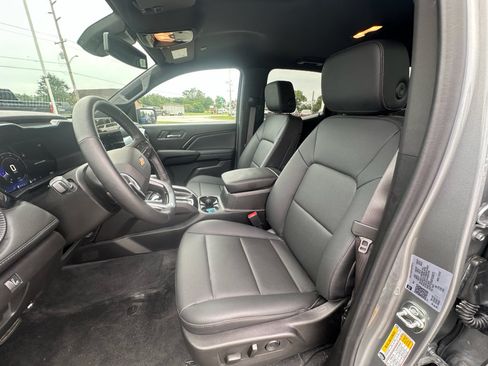 Used 2026 Chevrolet Colorado LT w/ LT Convenience Package AWD/4WD image 19