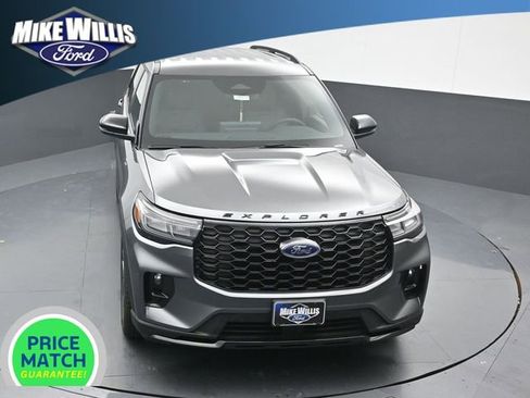 New 2026 Ford Explorer ST-Line w/ ST-Line Street Pack image 10