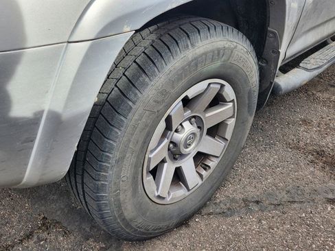 Used 2016 Toyota 4Runner Trail image 6