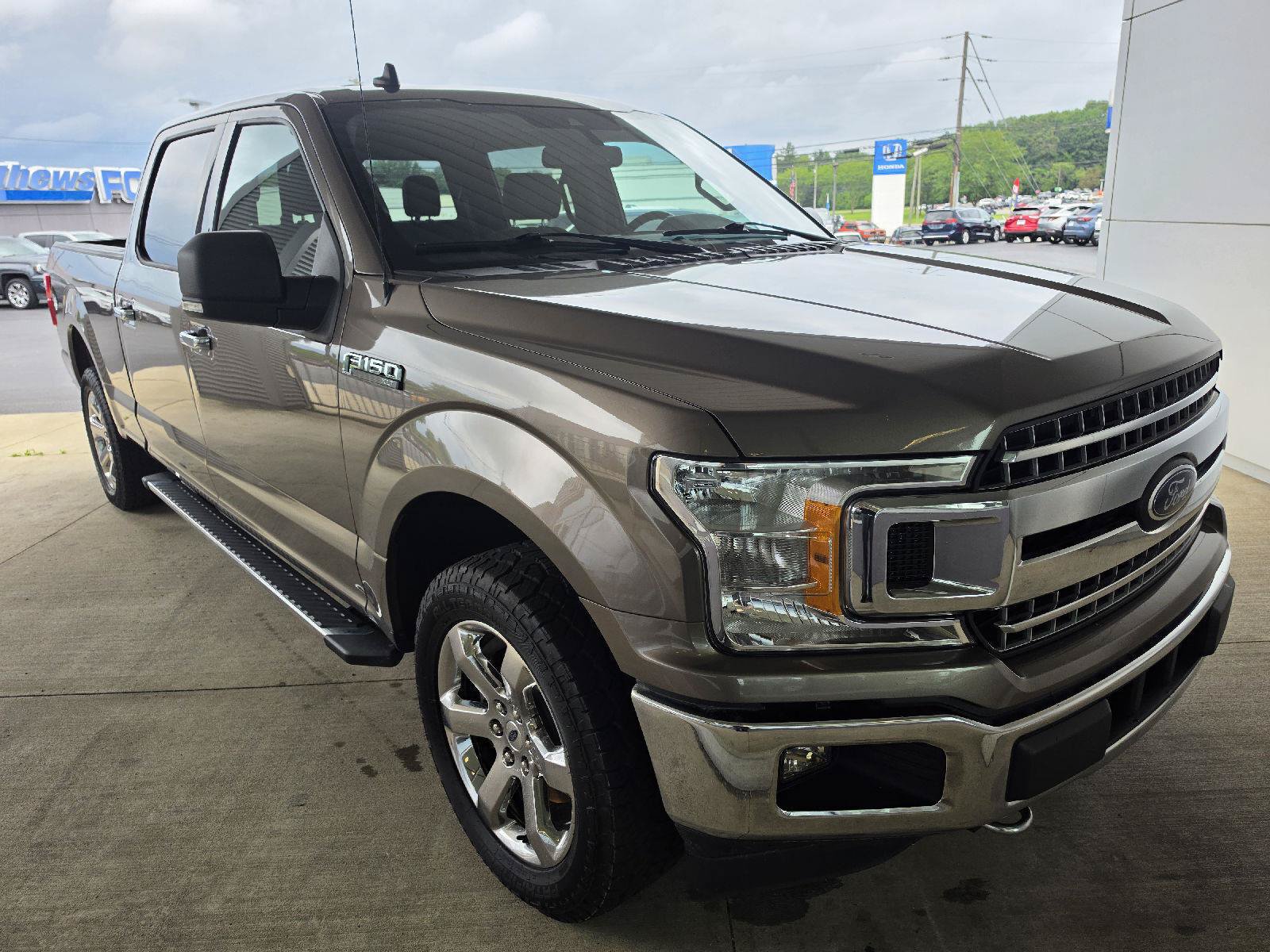 Used 2020 Ford F150 XLT w/ Equipment Group 302A Luxury AWD/4WD image 6