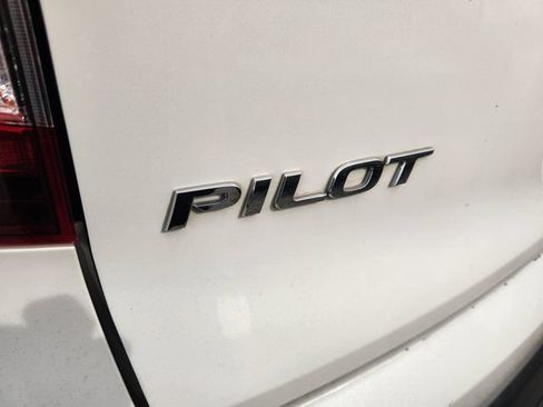 Used 2021 Honda Pilot Black Edition image 9