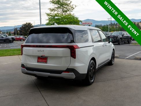 New 2026 Kia Carnival LX image 7