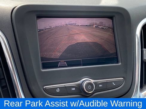 Used 2023 Chevrolet Equinox LS w/ LS Convenience Package AWD/4WD image 10