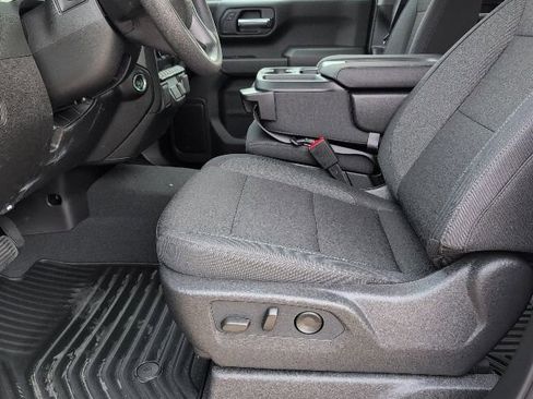 New 2026 Chevrolet Silverado 1500 Custom w/ LPO, Dark Essentials Package image 11