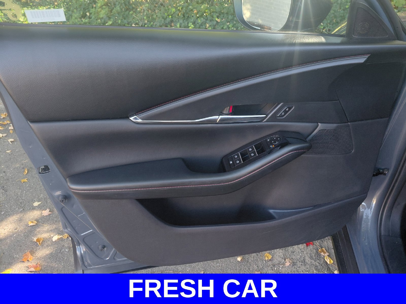 Used 2025 MAZDA CX-30 AWD 2.5 S w/ Preferred Package image 19