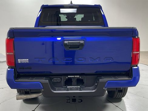 New 2025 Toyota Tacoma TRD Sport image 4