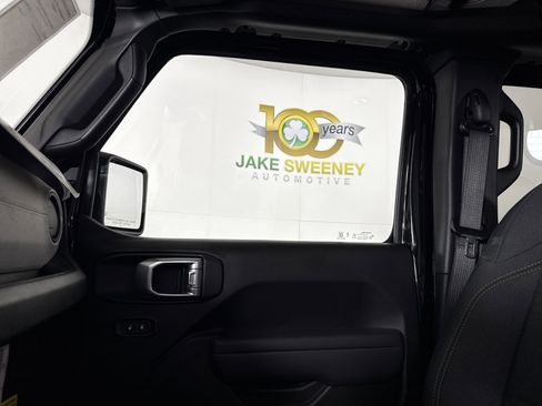 New 2026 Jeep Gladiator Sport image 28