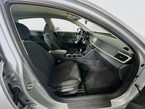 Used 2020 Kia Optima LX FWD image 29