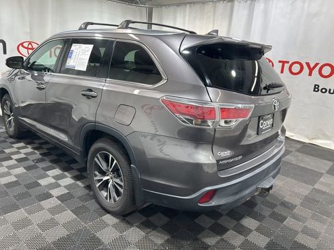 Used 2016 Toyota Highlander XLE image 5