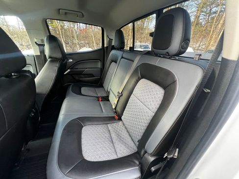 Used 2019 Chevrolet Colorado Z71 image 11