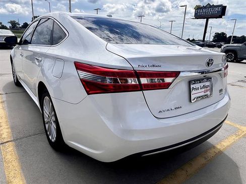 Used 2013 Toyota Avalon XLE Touring FWD image 6