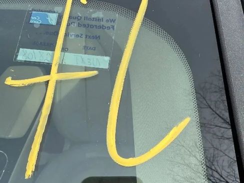 Used 2021 Lincoln Nautilus Reserve image 21