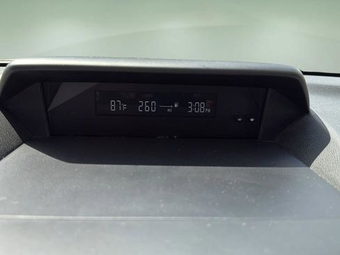 Used 2018 Subaru Crosstrek 2.0i Premium w/ Eyesight System AWD/4WD image 23