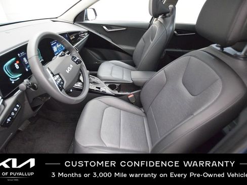 Certified 2024 Kia Niro SX image 10