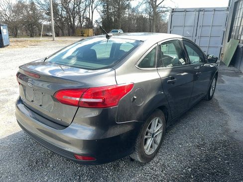 Used 2018 Ford Focus SE image 5